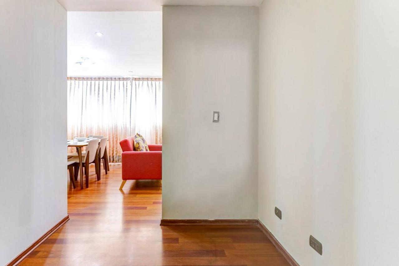 Apartamentos Estela En Alameda Colonial - 5Km Aeropuerto Jorge Chavez Lima Ngoại thất bức ảnh