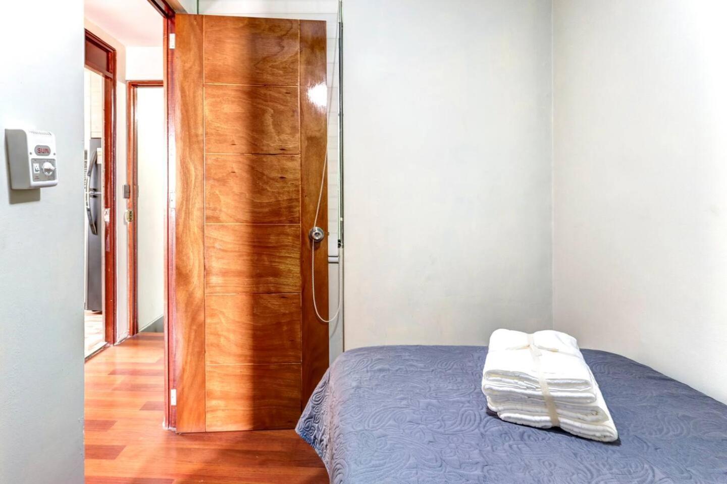 Apartamentos Estela En Alameda Colonial - 5Km Aeropuerto Jorge Chavez Lima Ngoại thất bức ảnh